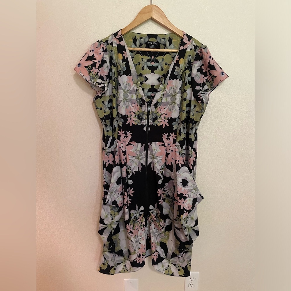 City Chic Dress with Pockets 18